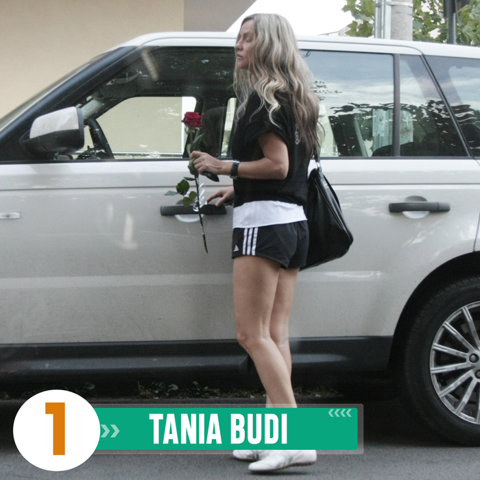 Top 50 „picioare de gazelă” în pantalonași minusculi. Pe ce locuri „se bat” Tania Budi, Gina Pistol și Adina de la Heaven