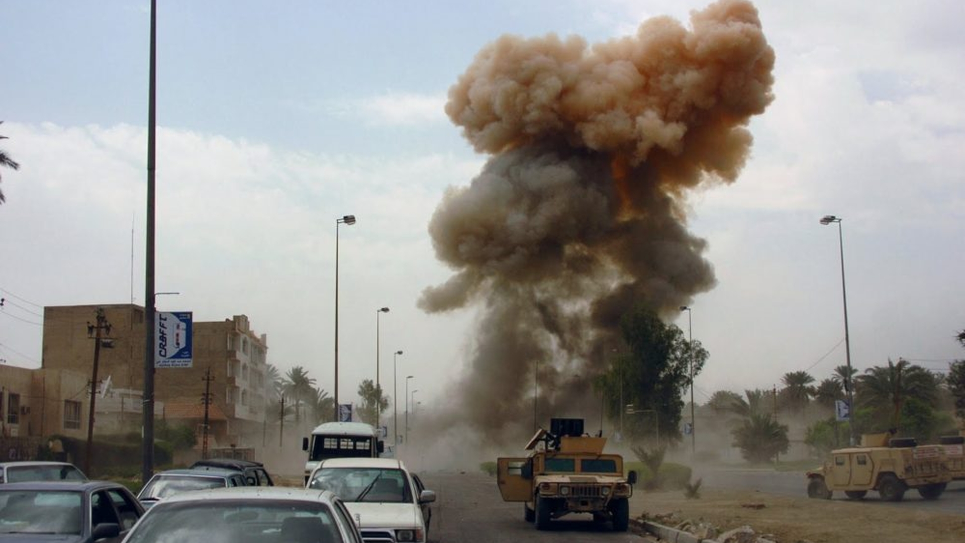 Atentat sinucigaș în Afganistan. Cel puțin 26 de persoane au murit