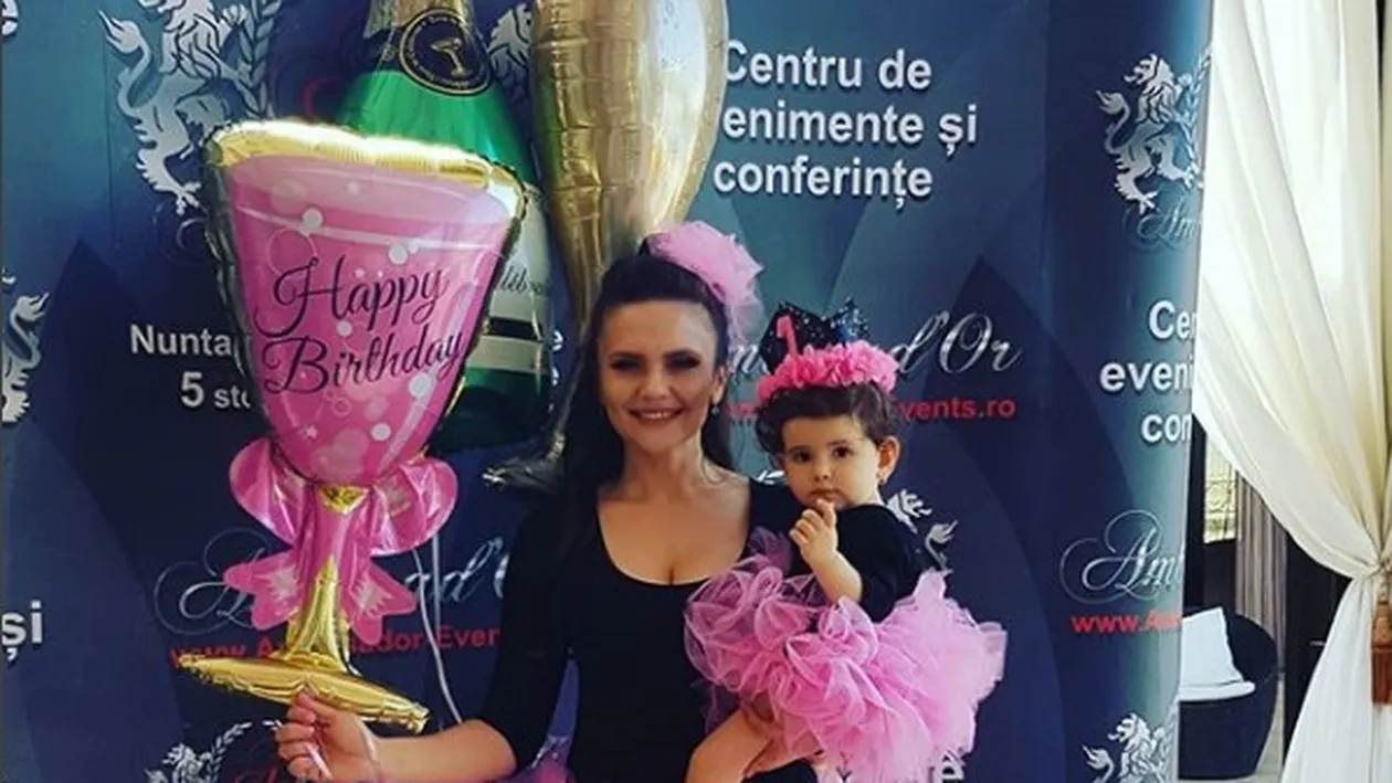 Fetița Cristinei Șișcanu a distrus unul dintre torturile sale! Imagini de senzație cu Petra și tatăl ei, care s-au umplut cu frișcă