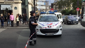 Atentat terorist la Paris! Au fost luati ostatici