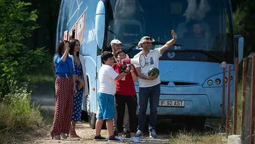 Cum poți aduce echipa „Visuri la cheie” la tine acasă. Înscrierile se fac foarte simplu