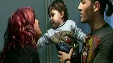 Raluca Badulescu a ramas in relatii formidabile cu fostul sot, Vali Punga: Vorbesc zilnic cu el la telefon. Suntem o familie extinsa