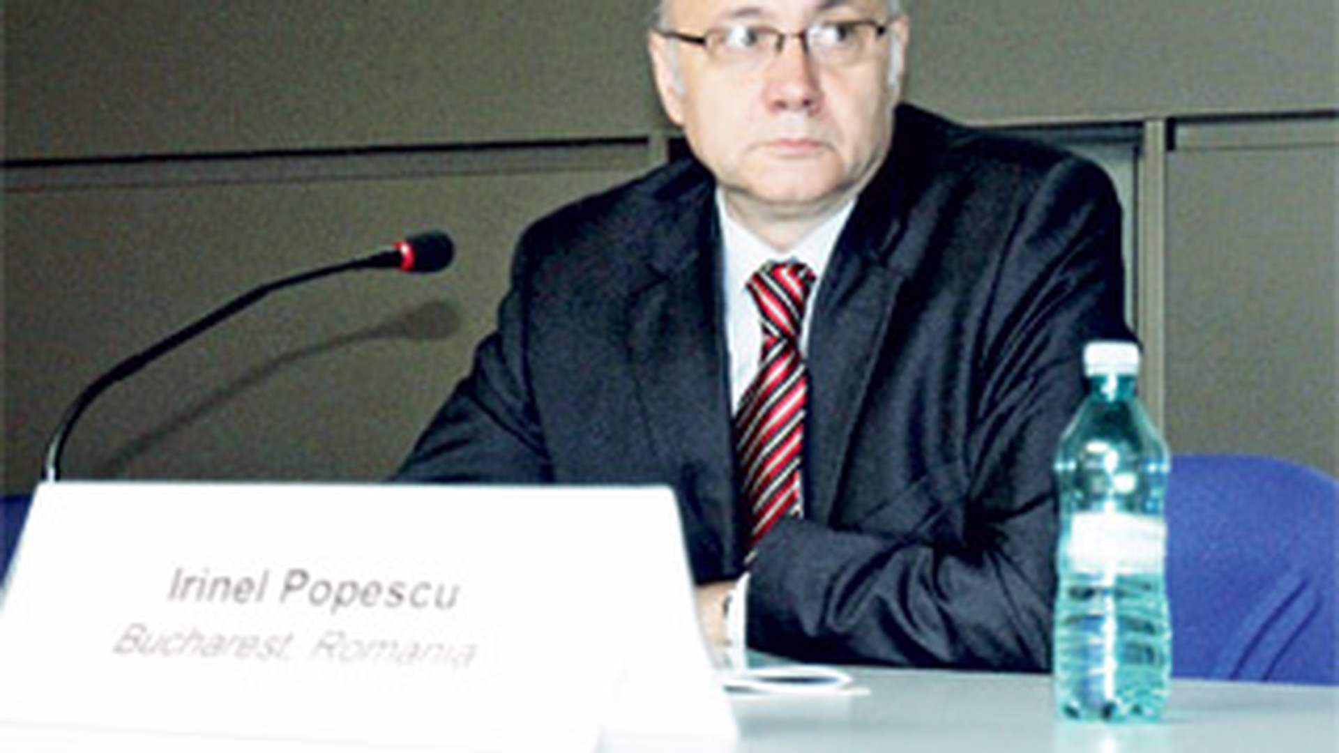Reputatul specialist le-a impartasit medicilor vasta sa experienta! Medicul Irinel Popescu, "ambasadorul" performantei