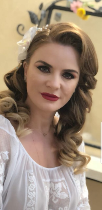 N-o recunoșteai pe stradă! Cum arăta Marcela Fota, înainte să apeleze la medicul estetician