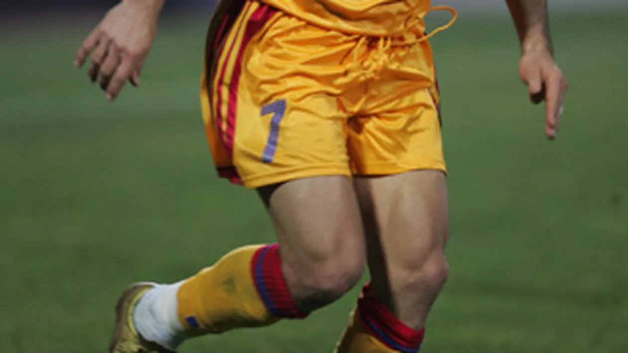 Bulgaroaica lui Petre a vrut sa-si ia un peste mai mare decat ea! Fosta Miss Playboy a pus ochii pe un monstru! Te vei speria cand il vei vedea