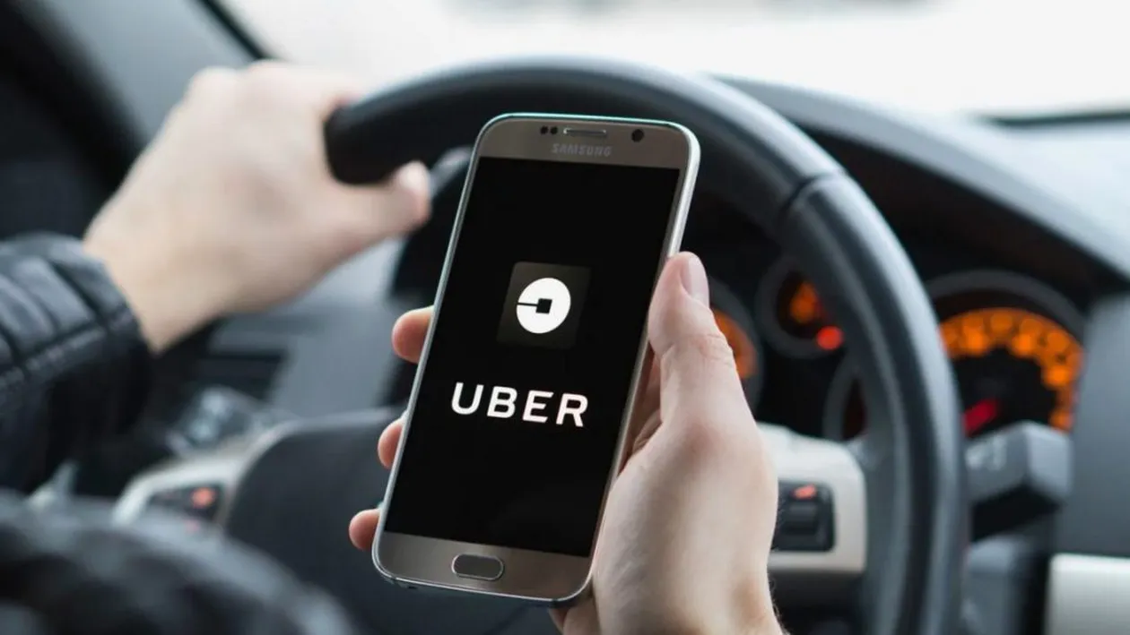 Uber: După 1 noiembrie, platformele ridesharing trebuie să blocheze accesul șoferilor fără licență