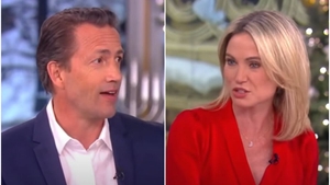 Amy Robach și Andrew Shue divorțează, după 12 ani de mariaj. Ce s-a întâmplat între actor și prezentatoarea TV