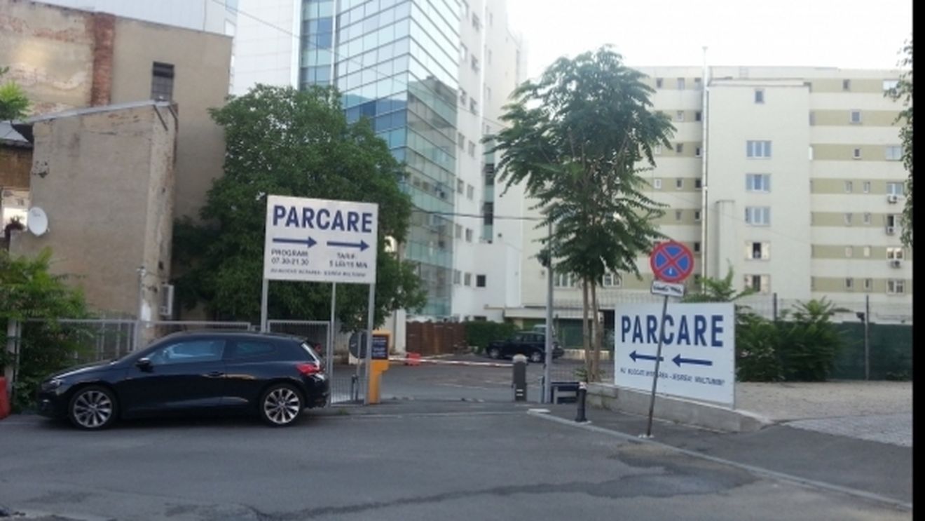 Primăria Capitalei vrea să scumpească parcările. Cât ar uma să coste o oră de parcare în centru
