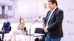 Decanul Facultății de Medicină din Sibiu, infectat cu coronavirus! Radu Fleacă nu știe cum s-a îmbolnăvit