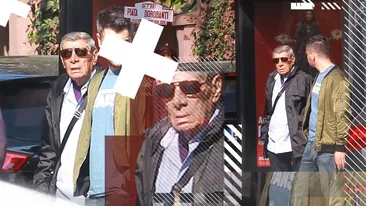 L-am filmat pe Mitică Popescu în timp ce...