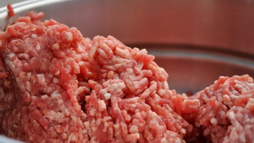 Dezvaluire SOCANTA in cazul care a oripilat Romania: CUI APARTINE degetul gasit in carne tocata!
