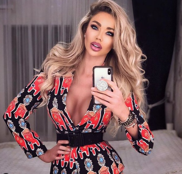Bianca Drăgușanu, una dintre cele mai sexy femei din România