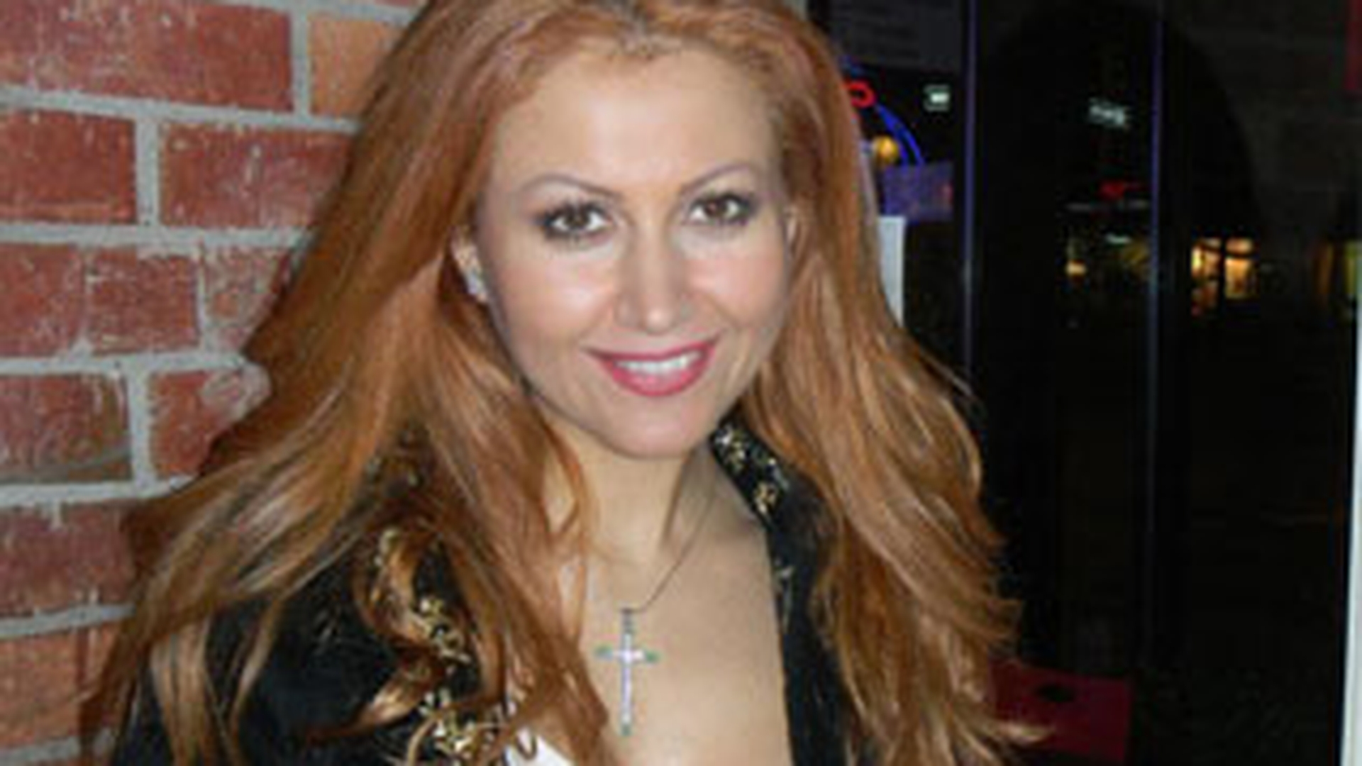 Cel mai nou cuplu din showbizul romanesc?! Anamaria Ferentz s-a combinat cu Remus Truica! Vezi prima declaratie a cantaretei despre ei doi!