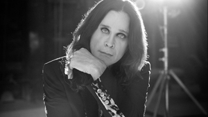 Ozzy Osbourne, din nou pe masa de operație: ”Sper şi mă rog”