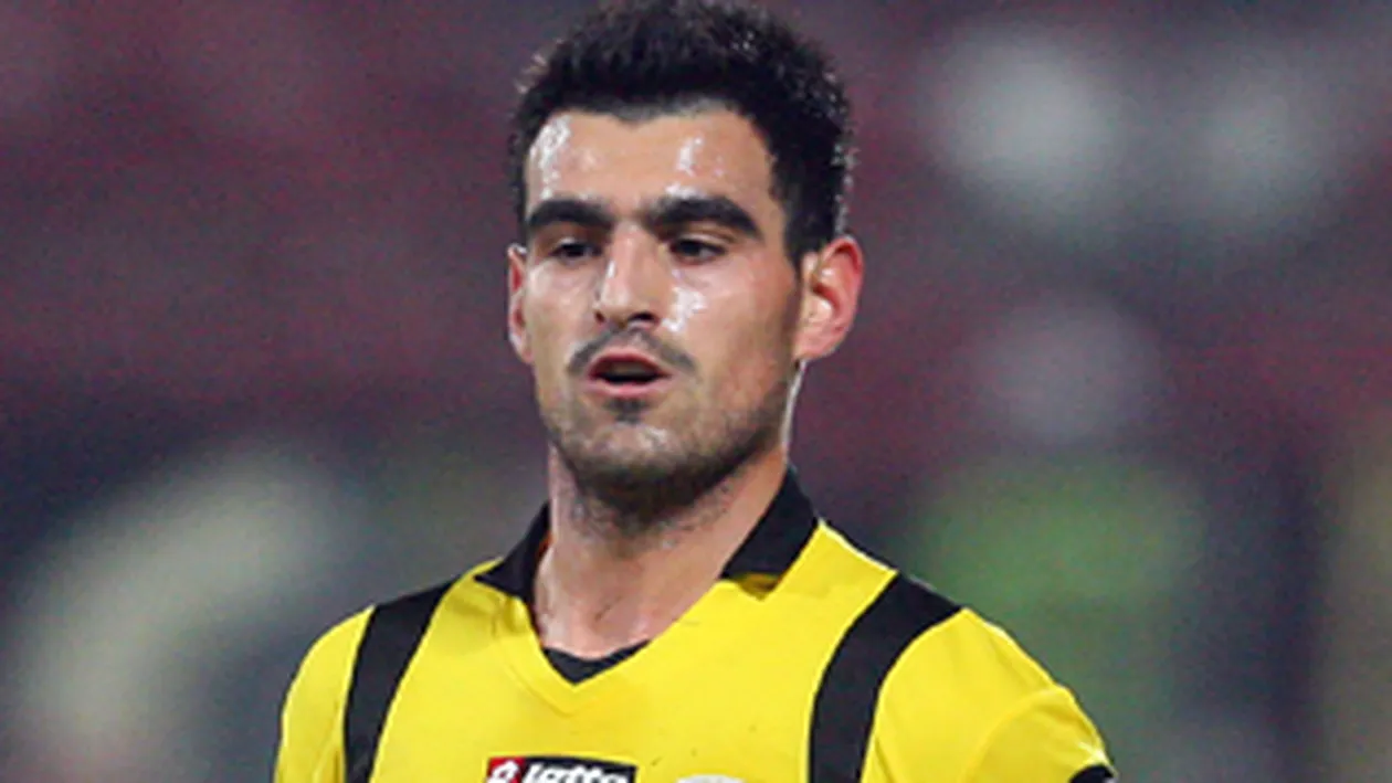 Hristu Chiacu a provocat un scandal-monstru intr-un club din Sinaia! S-a batut cu barmanii si cu clientii, iar apoi s-a certat cu politistii!