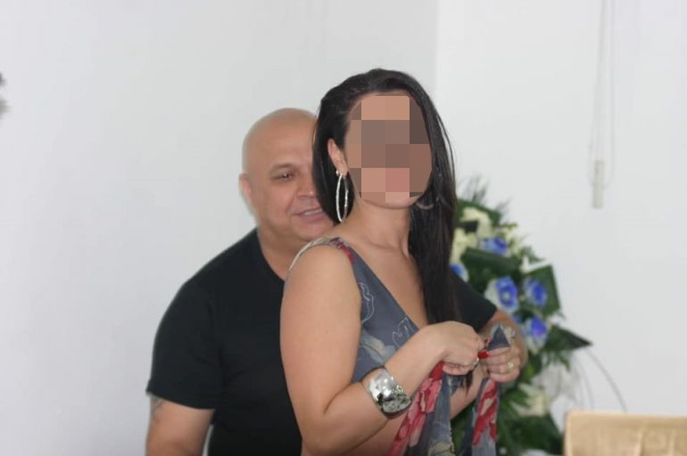 "Regele barbutului", alături de Oana, pe care i-ar fi "furat-o" Adrian Minune