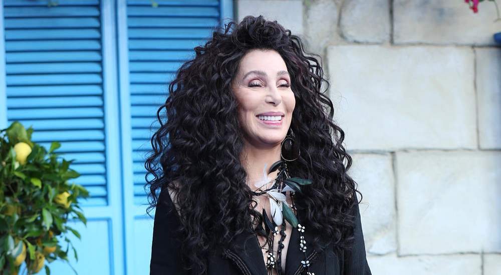 Cher, apariție impecabilă la 72 de ani pe covorul roșu! Artista a dezvăluit secretul frumuseții sale
