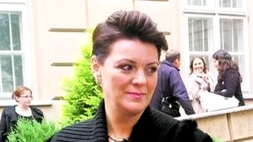 Criza pe care a facut-o la vila sotului milionar o va costa scump! Oana Cornu risca sa piarda averea si custodia copiilor