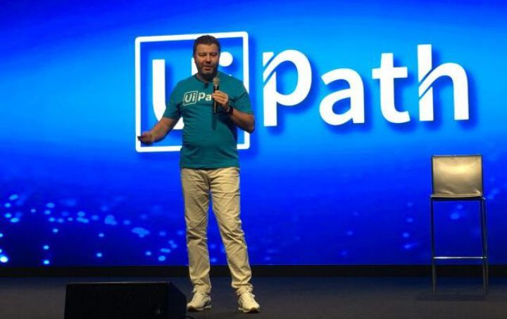 Daniel Dines își dorește ca fiecare locuitor al planetei să dețină un robot