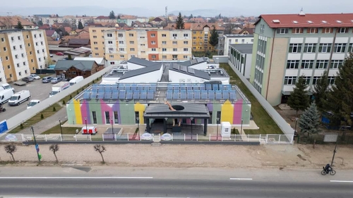 Construcția de noi creșe, minunea care se întâmplă (aproape nebăgată în seamă)