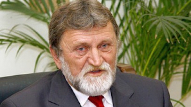 A murit Ion Vasile, tatăl jurnalistei răpite în Irak în 2005!