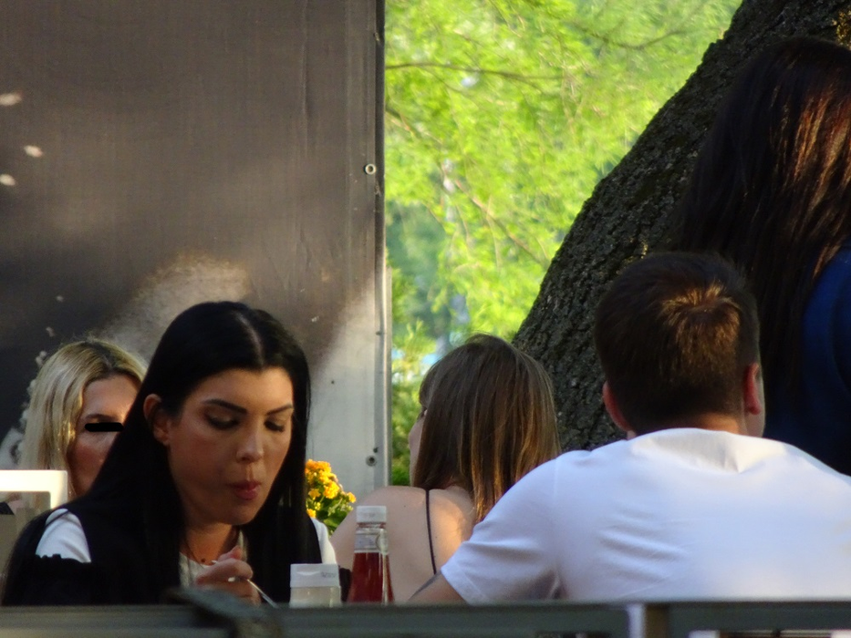 Andreea și Daniel au luat cina la un restaurant de fițe din nordul Capitalei