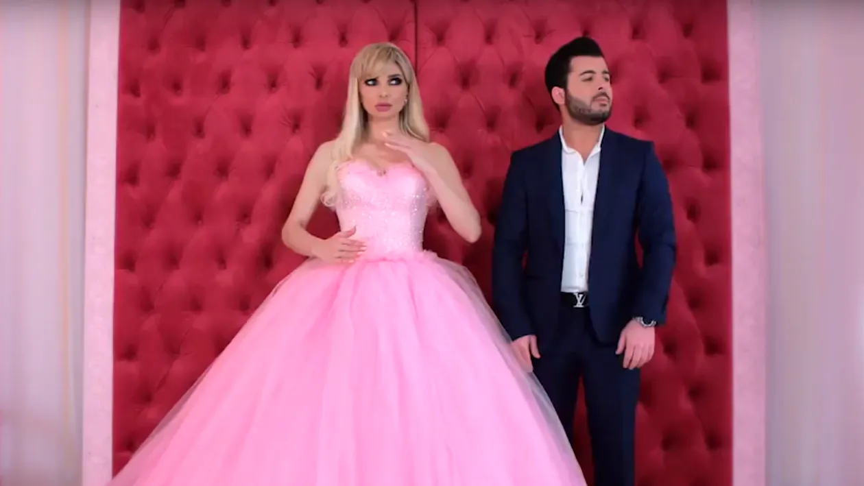 Acest videoclip al unei cântăreţe pop a fost interzis prin lege în Liban pentru că este mult prea provocator!