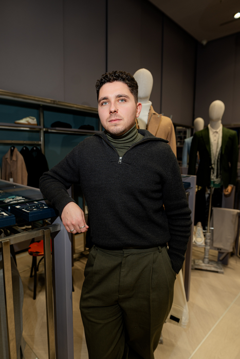 Rebranding couture. Noua identitate Adina Buzatu poartă semnătura designerului român de succes Luca Portik