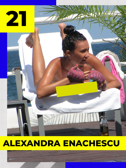 Parada bombelor sexy fără sutien. Divele din România și-au dezgolit nurii pentru bronzul perfect, sub privirile pofticioase ale bărbaților de pe plajă!