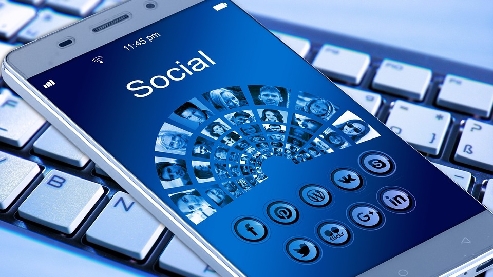 Utilizatorii Facebook sunt nemulțumiți! Anunțul oficial a fost făcut în urmă cu puțin timp