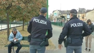 L-au bătut şi i-au dat foc! Drama unui român din Torino!