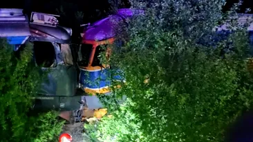 Accident feroviar în județul Giurgiu. Două locomotive au intrat în coliziune și trei persoane au fost rănite