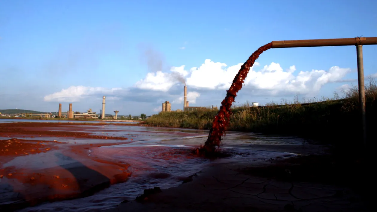 Furnalele care luminau noaptea Oradei și trimiteau alumină până în spațiu s-au stins fără ceremonie