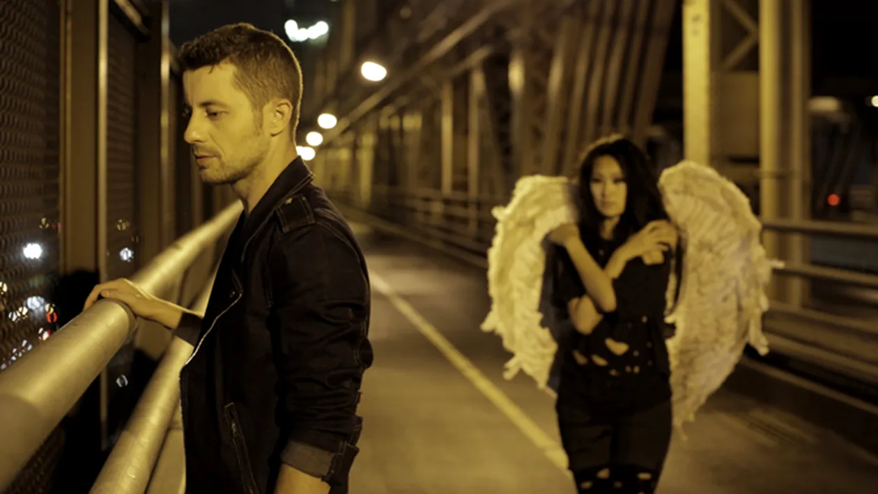 Adrian Sina se intoarce din America in cautarea factorului X!