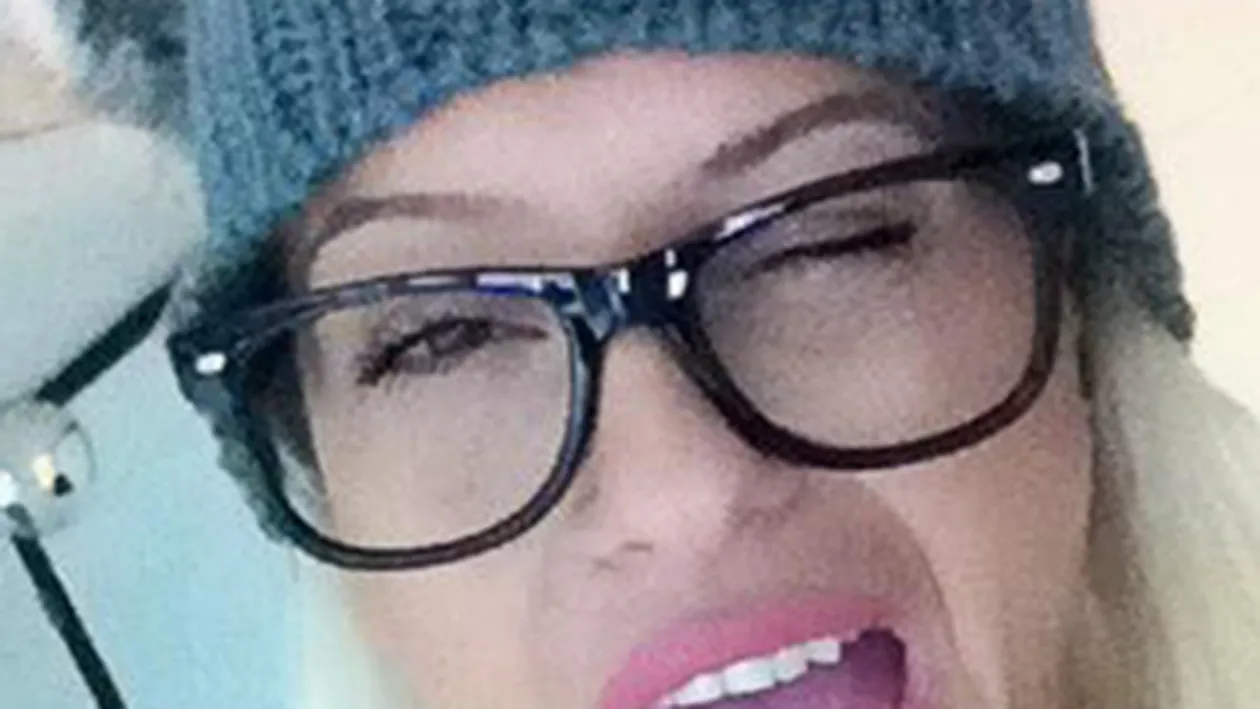 Anda Adam s-a apucat de fotografie! Vezi ce reusita e prima ei poza!