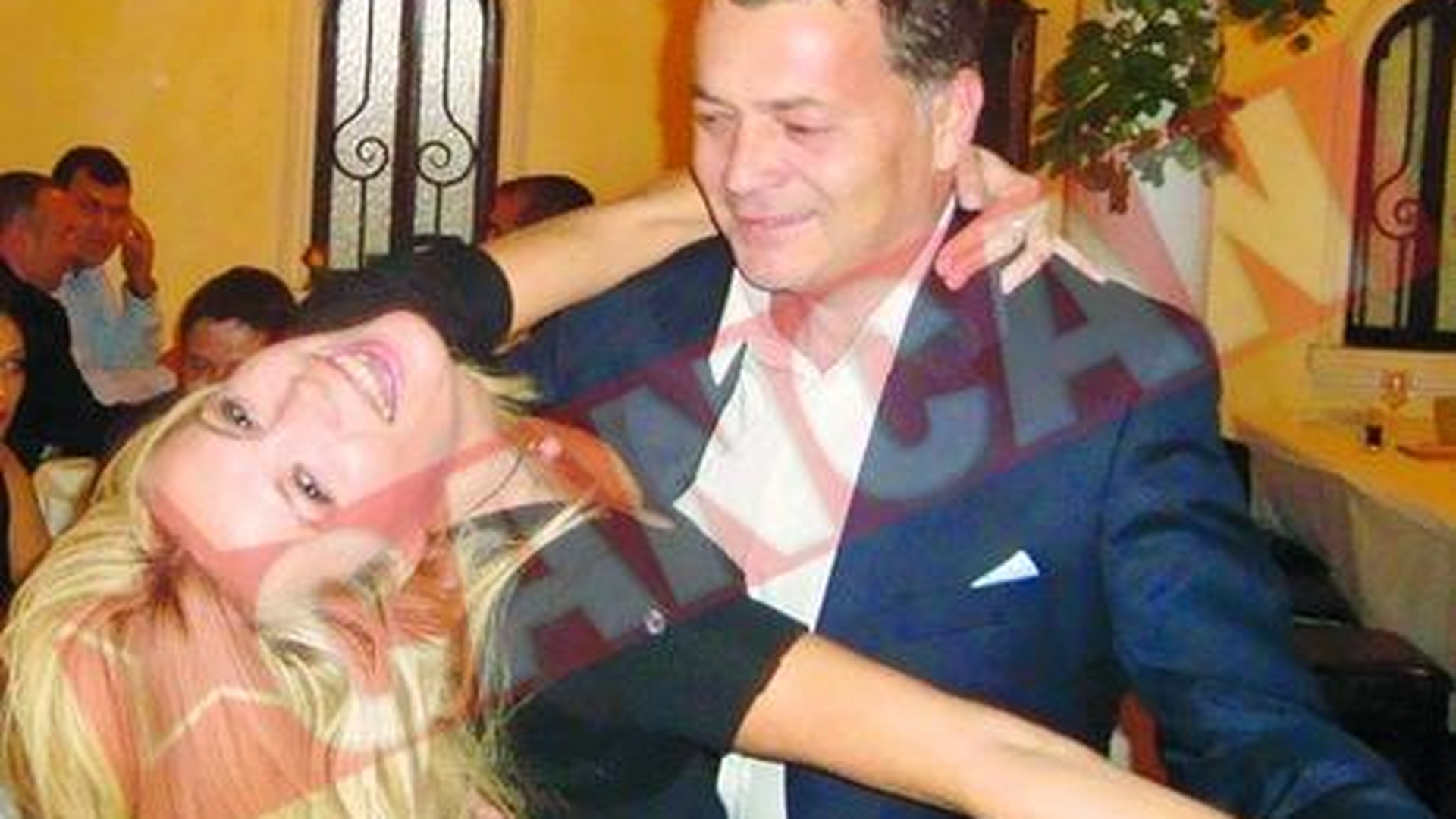 Au sarbatorit pe ritmuri de cantonete