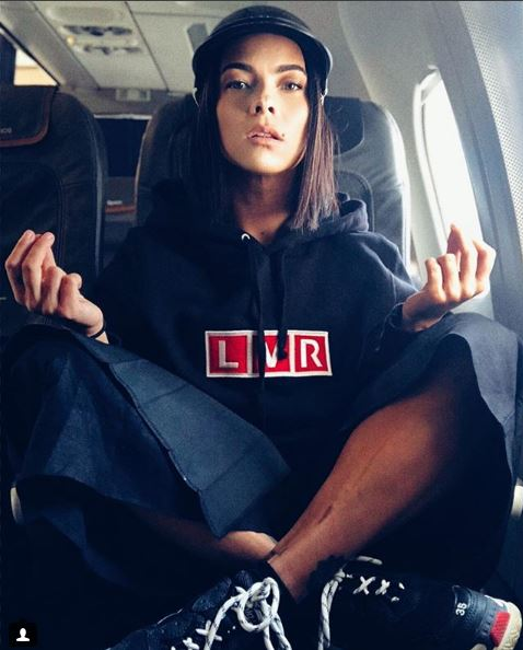 Inna s-a zgâriat la picior și și-a îngrijorat fanii