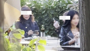 E BOMBA MOMENTULUI ÎN SHOWBIZ! S-au cam aprins scânteile în plină toamnă! CANCAN.RO i-a surprins la cină la restaurant