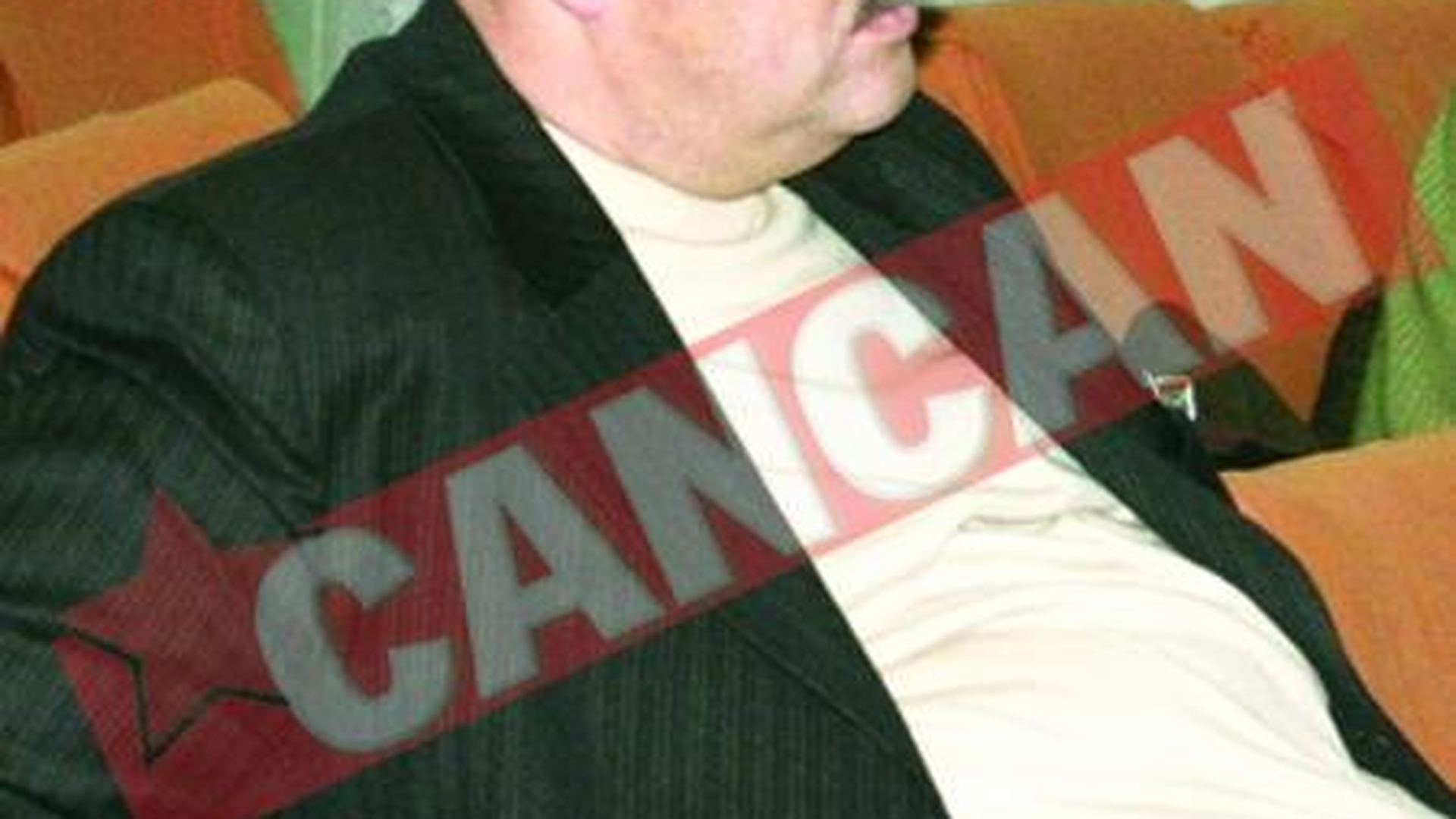 Viceprimarul din Focsani a returnat un portofel cu prezervative