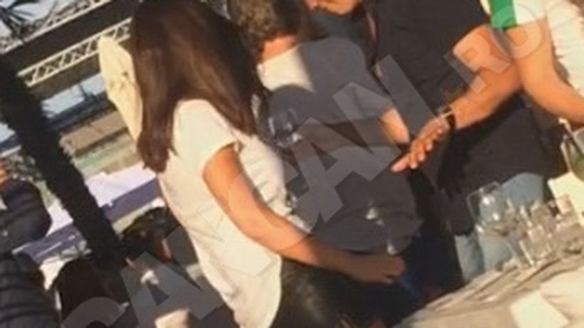 Fostului ministru al Comunicaţiilor îi prieşte viaţa după divorţ. Naşul cuplului EBA-SYDA şi-a făcut „talentul“ la LOFT