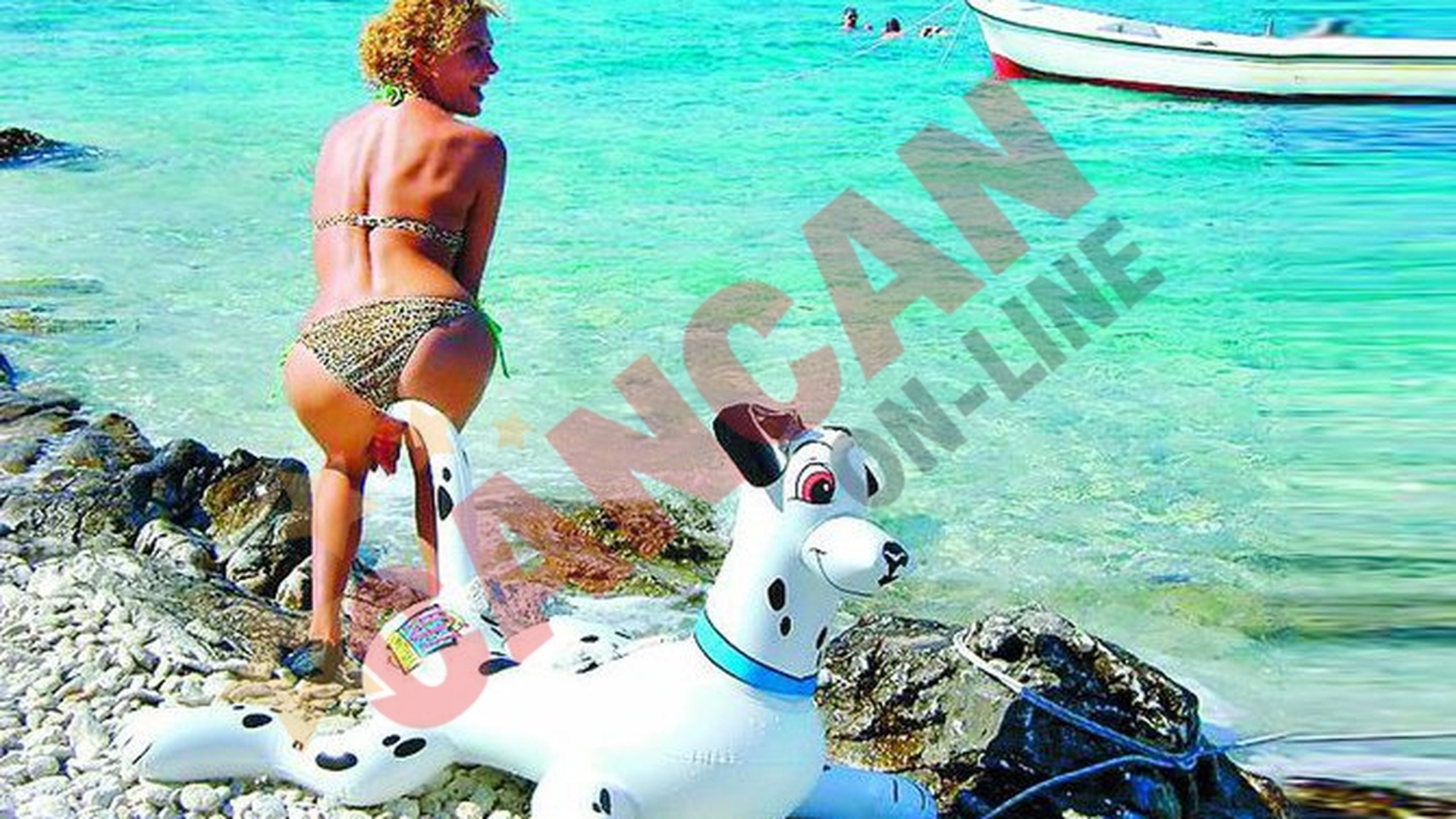 Ce jucausa e sotia "smecherasului cu elicopter"!