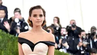 Celebra EMMA WATSON a renunţat la sutien şi s-a lăsat pozată. Imediat a fost criticată de către internauţi