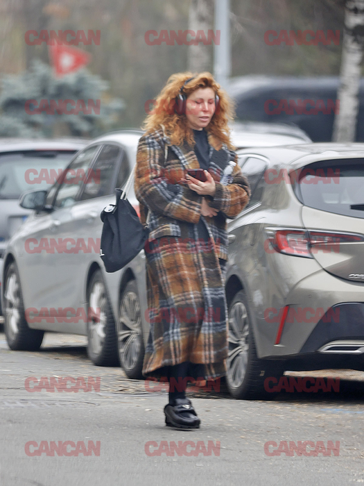 Mădălina Dorobanțu a întors privirile chiar și-n final de an! În papucei pe trotuar și cu…