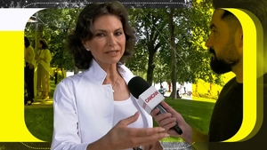 Sfaturile de seducție pentru proaspetele mămici vin de la Ramona Bădescu: “Să rămână amante!”