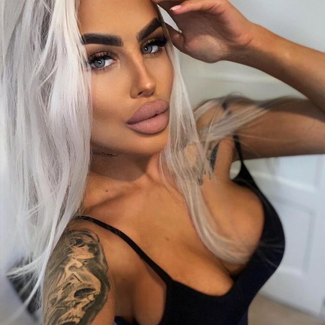 Cu păr lung, buze pline, picioare lungi și tonifiate, Georgiana este visul oricărui bărbat / Sursă foto: Instagram.com