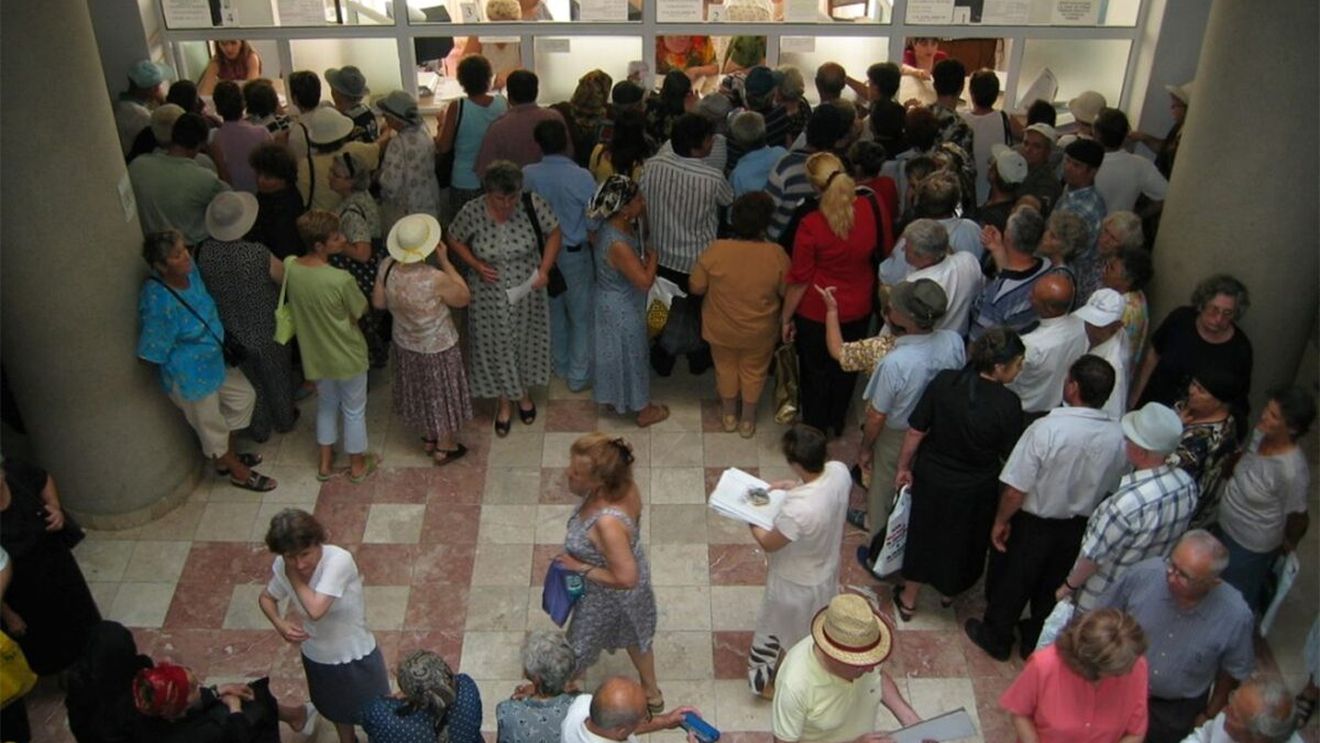 Mulți pensionari români riscă să rămână fără pensie. Condiția care anulează pensia