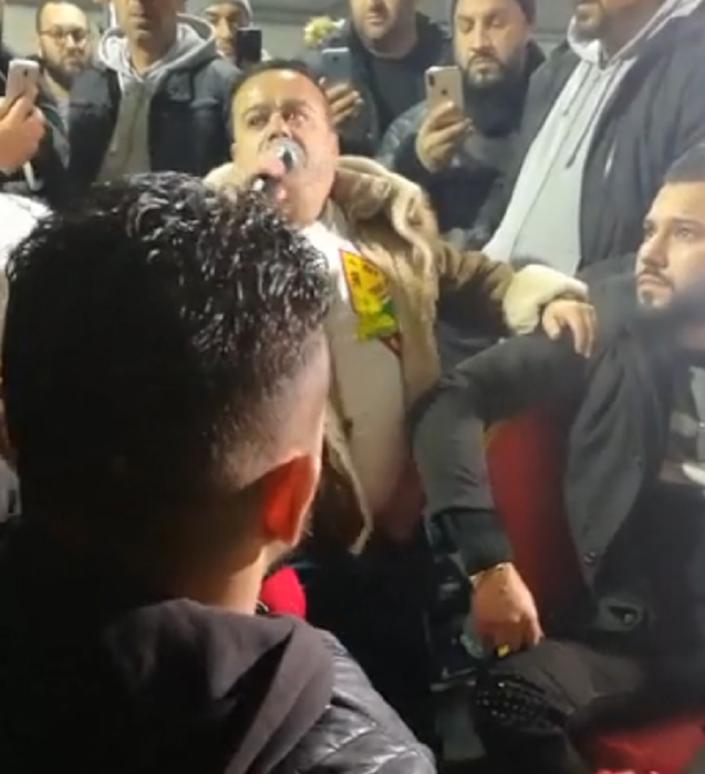 Adi Minune a cântat printre lacrimi la catafalcul ”Împăratului”