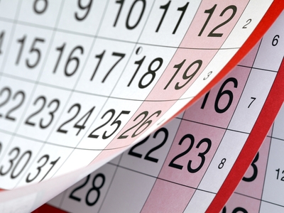 Zile libere 2027. Calendarul complet al sărbătorilor legale și minivacanțele de care vor avea parte românii