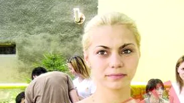 Asteapta de la Carmen Paunescu o casa si o masina