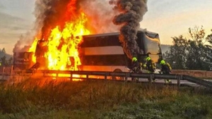 Un autocar românesc a explodat pe o autostradă din Austria!